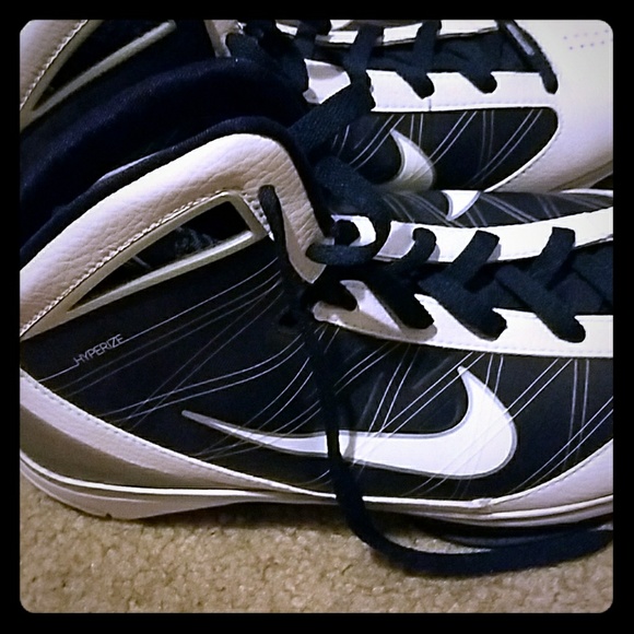 Nike hyper dunks - Picture 1 of 4